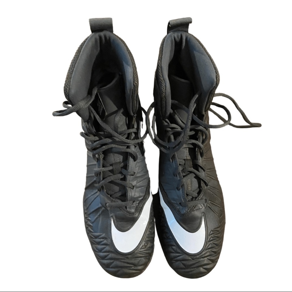 Like new Nike force savage cleats. Worn twice. No damage.